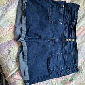 Size 22w jean shorts -toxic